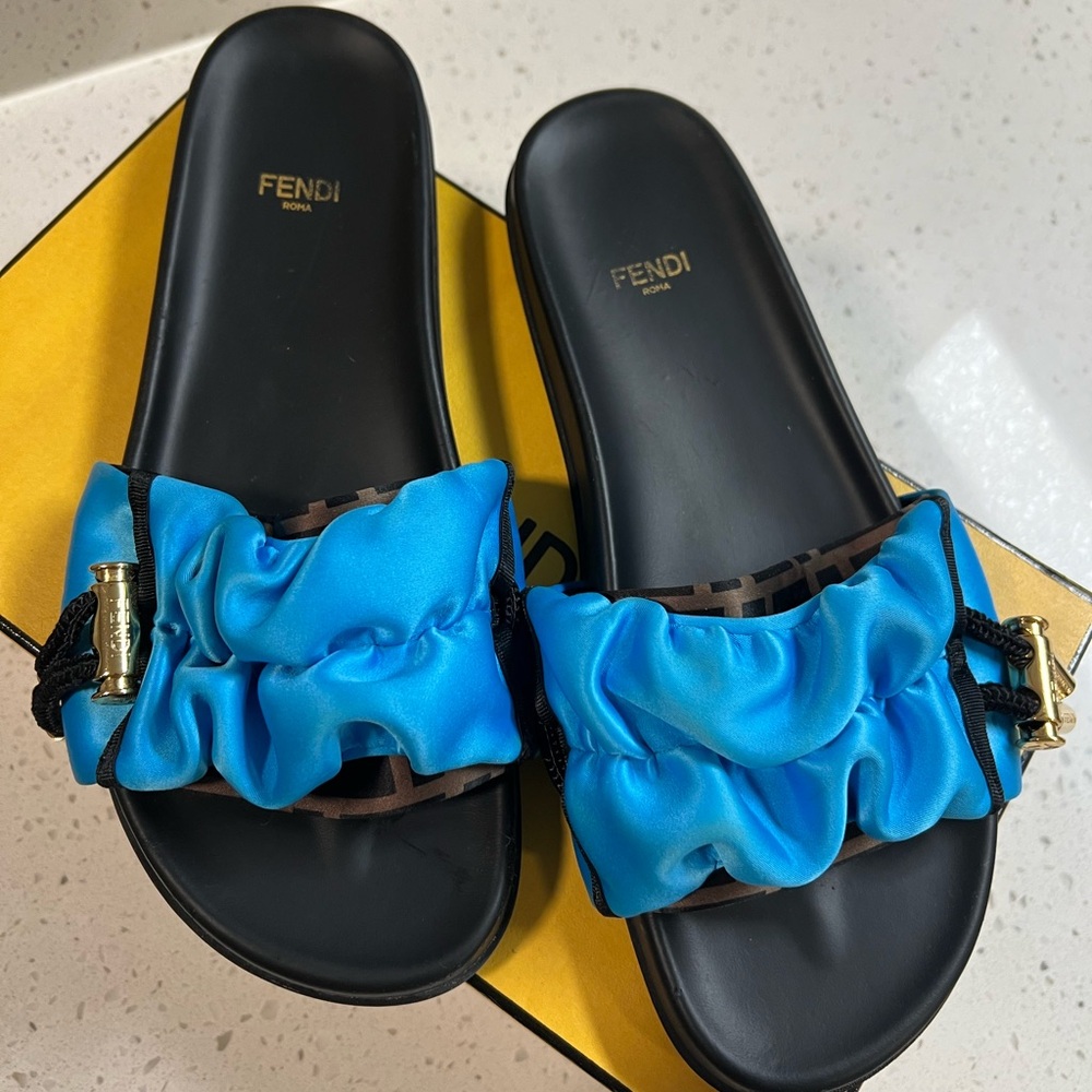 Fendi slides